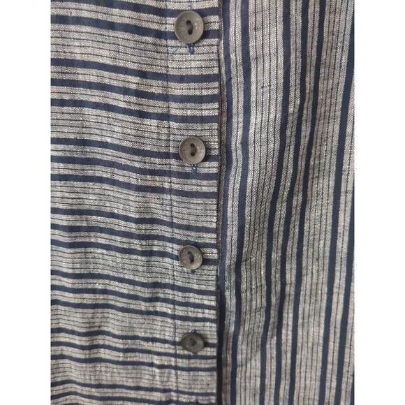 Cheyenne Elegant Black Tunic Top with Striped Pattern and Relaxed Fit - Picture 3 of 12